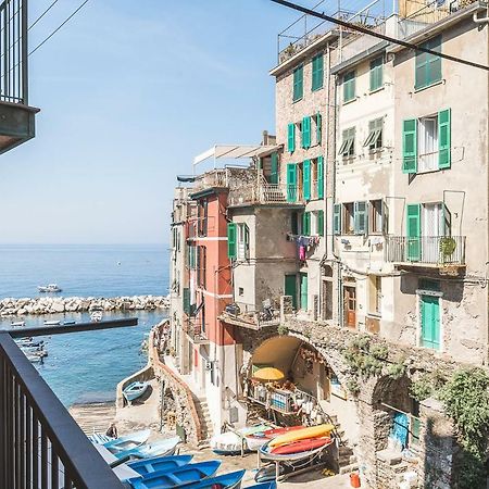 Sergeant First Class Riomaggiore Exterior foto